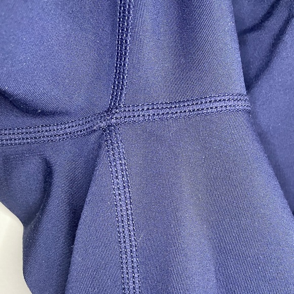 Lilly Pulitzer UPF 50+ Luxletic 24” Weekender Leggings - Picture 13 of 15